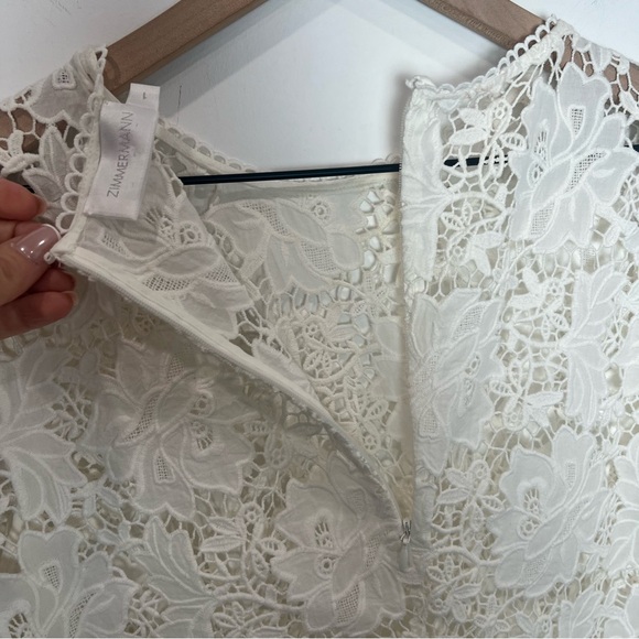 Zimmermann Elegant White Crochet Lace Women's Top - Picture 6 of 6